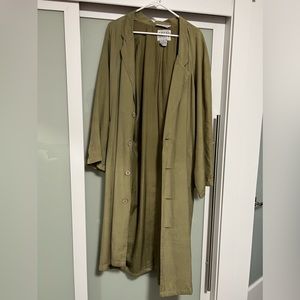 Bergdorf Goodman,silk jacket, good condition, no belt.